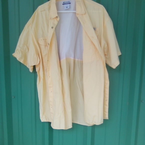 Men's Columbia Performance Fishing Gear Butter Yellow Vented Shirt Size XL PFG - Picture 5 of 8